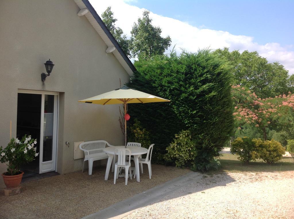 Le Gite Du Poire Molere Exterior photo